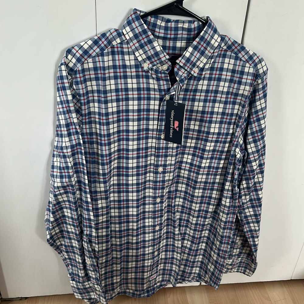 New with tag Vineyard Vines classic fit Murray shirt